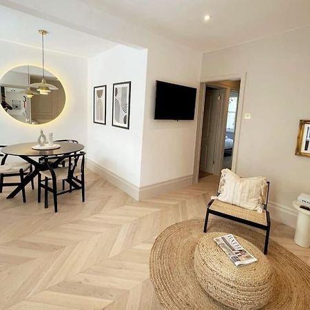Courtyard Garden, Beautifully Finished Flat - Ba1 Apartment Бат Екстериор снимка